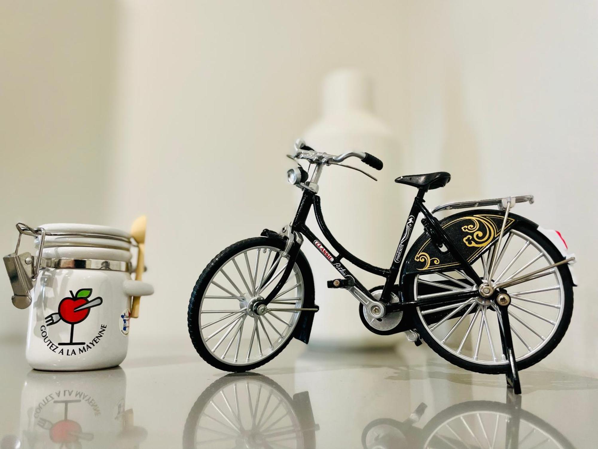 « La Bicyclette » 35M2 Tout Equipe Centre Ville Mayenne Luaran gambar